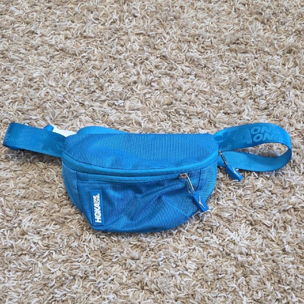 Hoka One One Blue Travel Bag‎